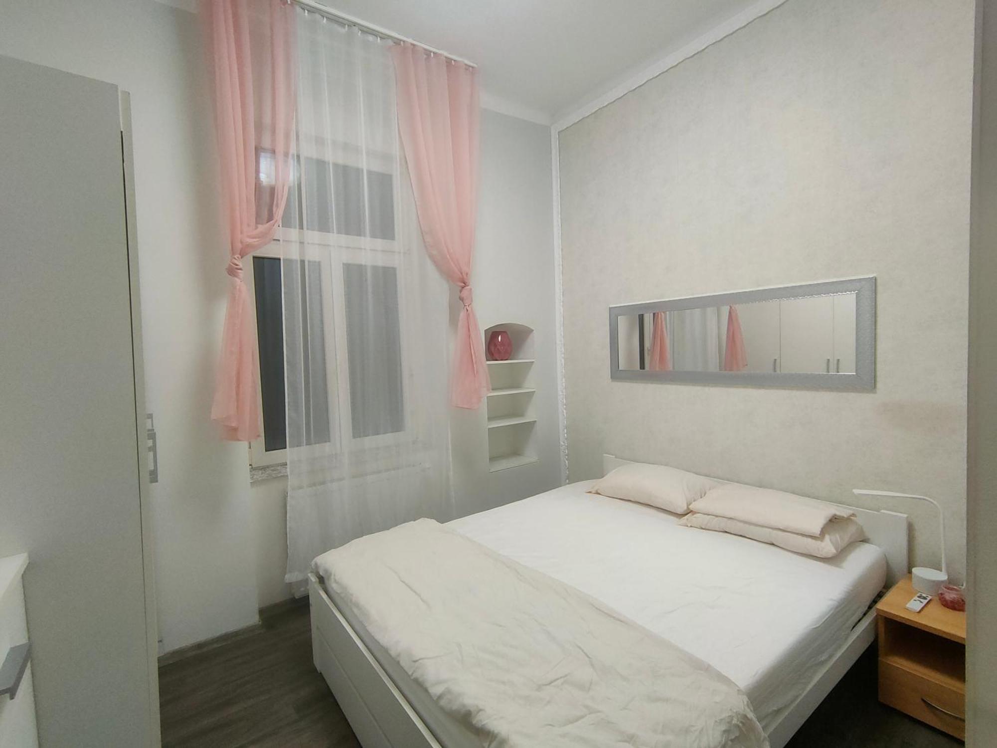 Family Apartment Kv Карловы Вары Экстерьер фото